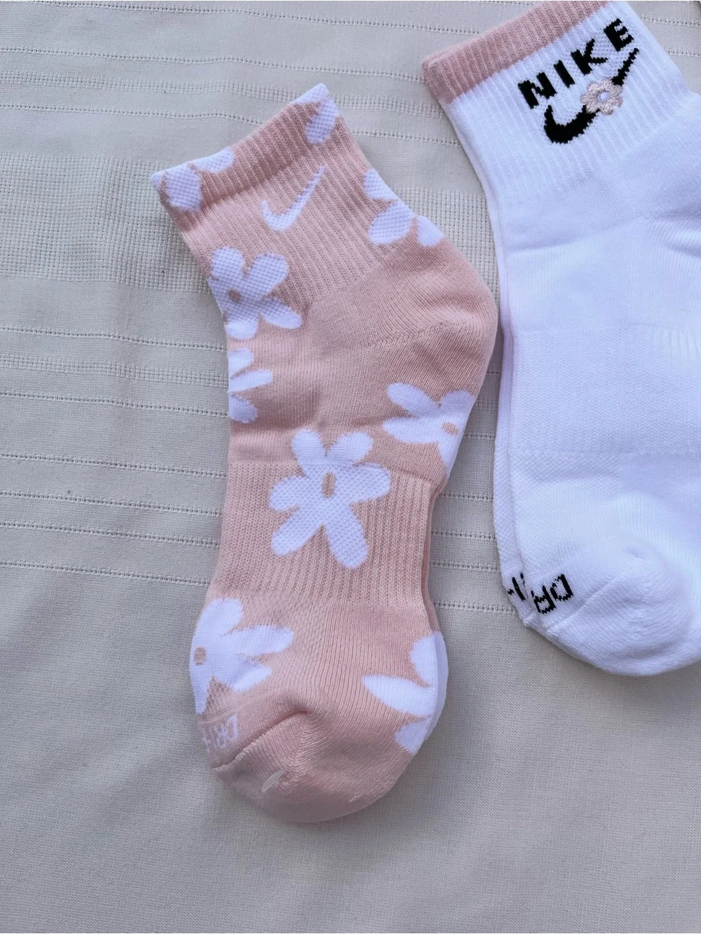 Nike DriFit White & Pink Ankle Socks - 3-Pack